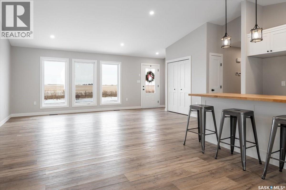 11 Jesse Bay, Mckillop Rm No. 220, SK - Indoor