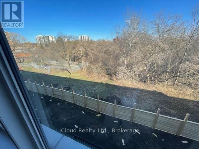 B - 33 Wild Rose Gardens, Toronto, ON - Outdoor With View