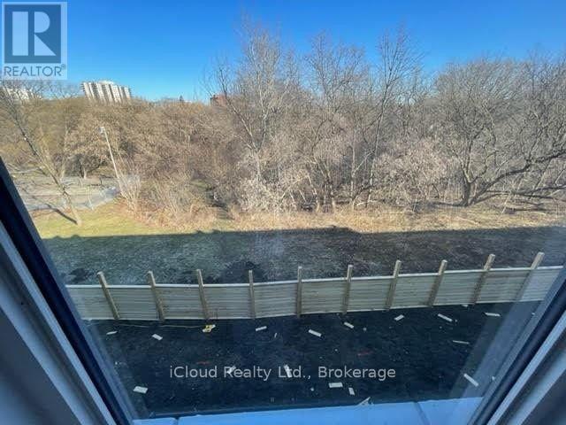 B - 33 Wild Rose Gardens, Toronto, ON - Outdoor With View