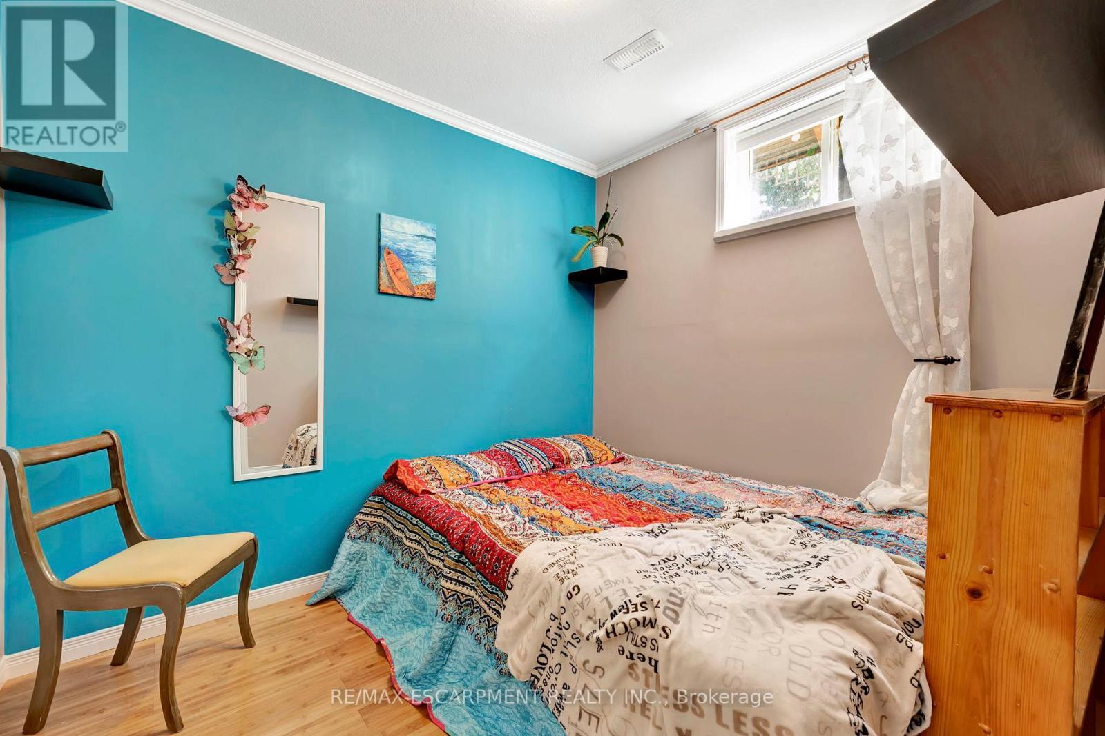 39 Marilyn Court, Hamilton, ON - Indoor Photo Showing Bedroom