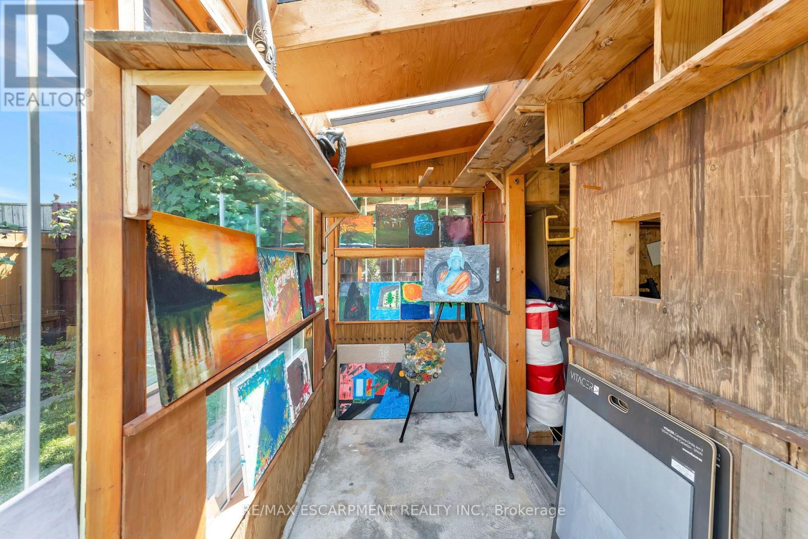 39 Marilyn Court, Hamilton, ON - Indoor Photo Showing Other Room