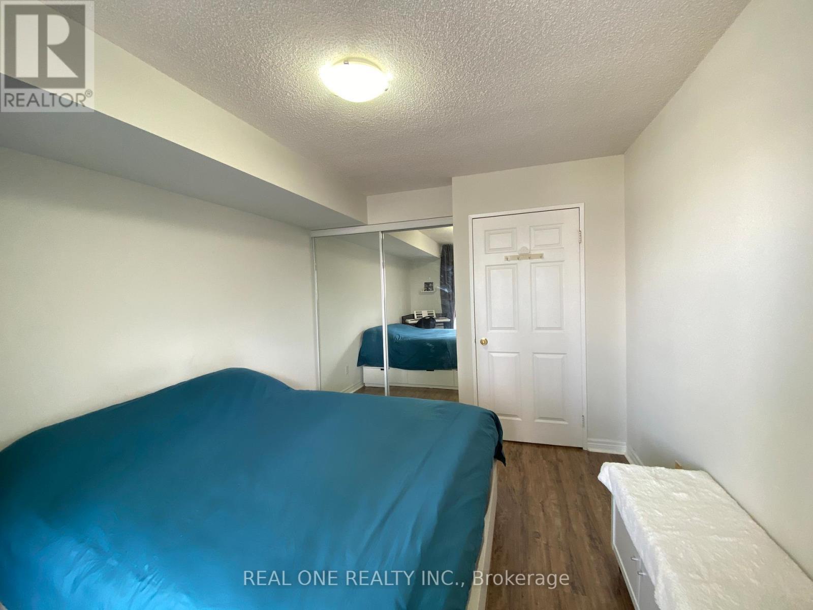 1917 - 28 Empress Avenue, Toronto, ON - Indoor Photo Showing Bedroom