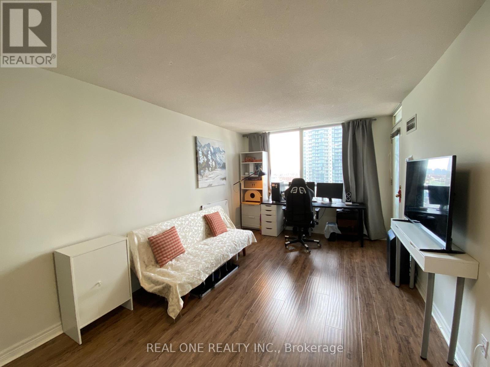 1917 - 28 Empress Avenue, Toronto, ON - Indoor