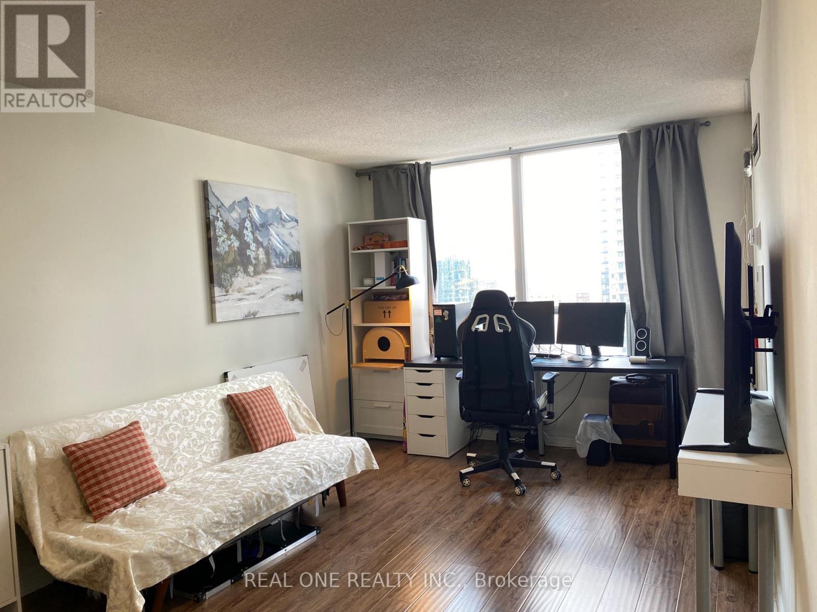 1917 - 28 Empress Avenue, Toronto, ON - Indoor Photo Showing Other Room