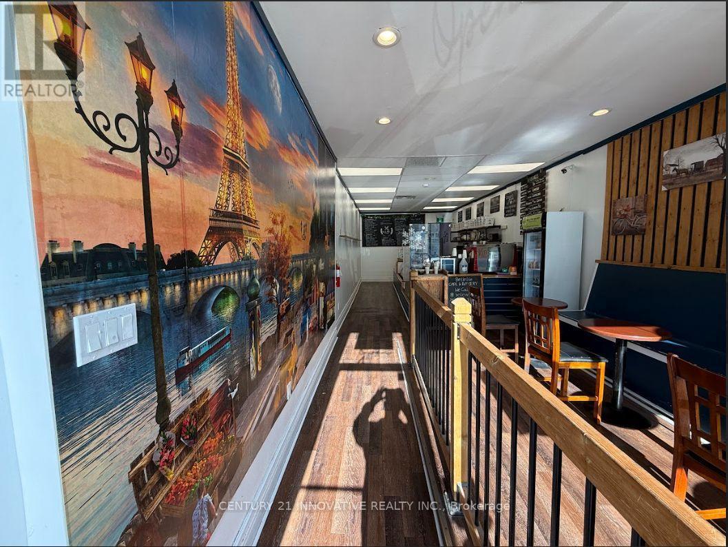 Main - 25 Simcoe Street S, Oshawa, ON