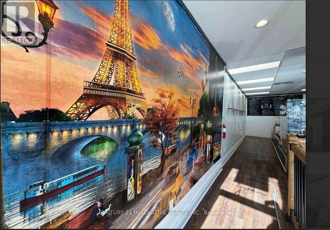 Main - 25 Simcoe Street S, Oshawa, ON