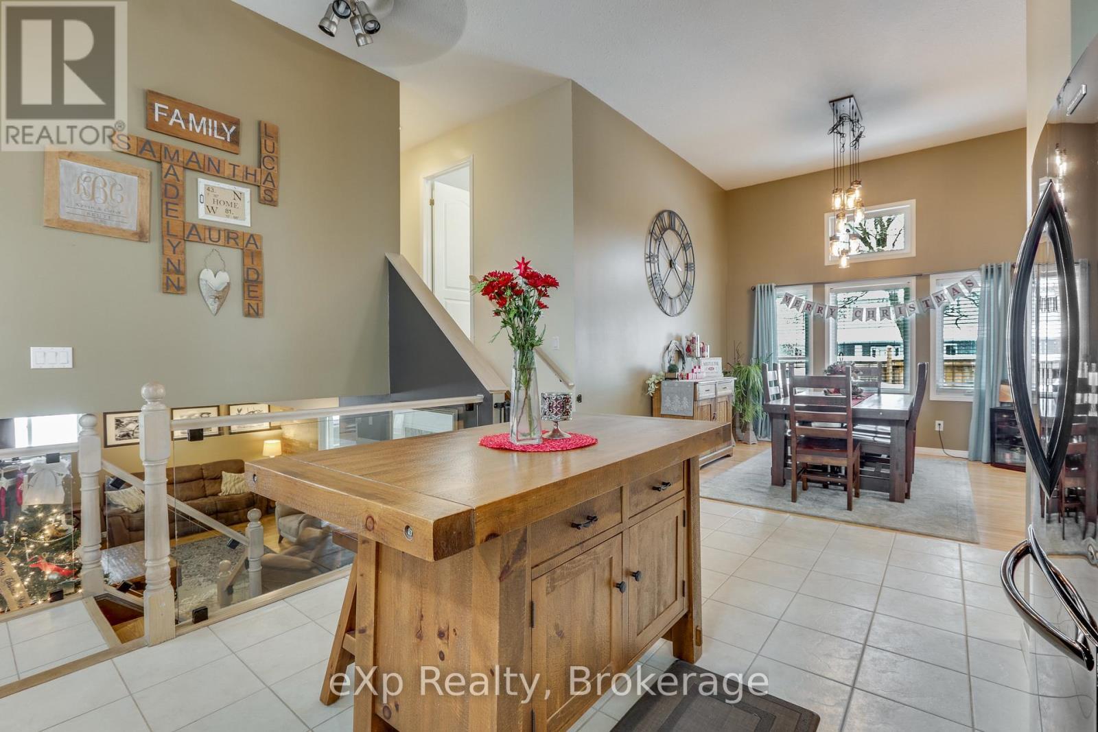 547 Forest Creek Place, London East (East A), ON - Indoor