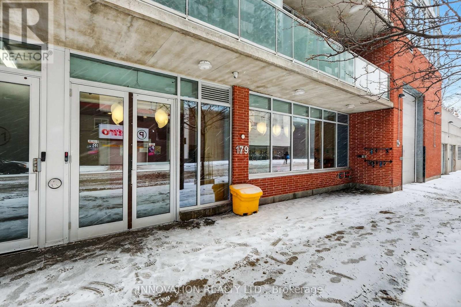 201 - 179 George Street, Ottawa, ON - Outdoor