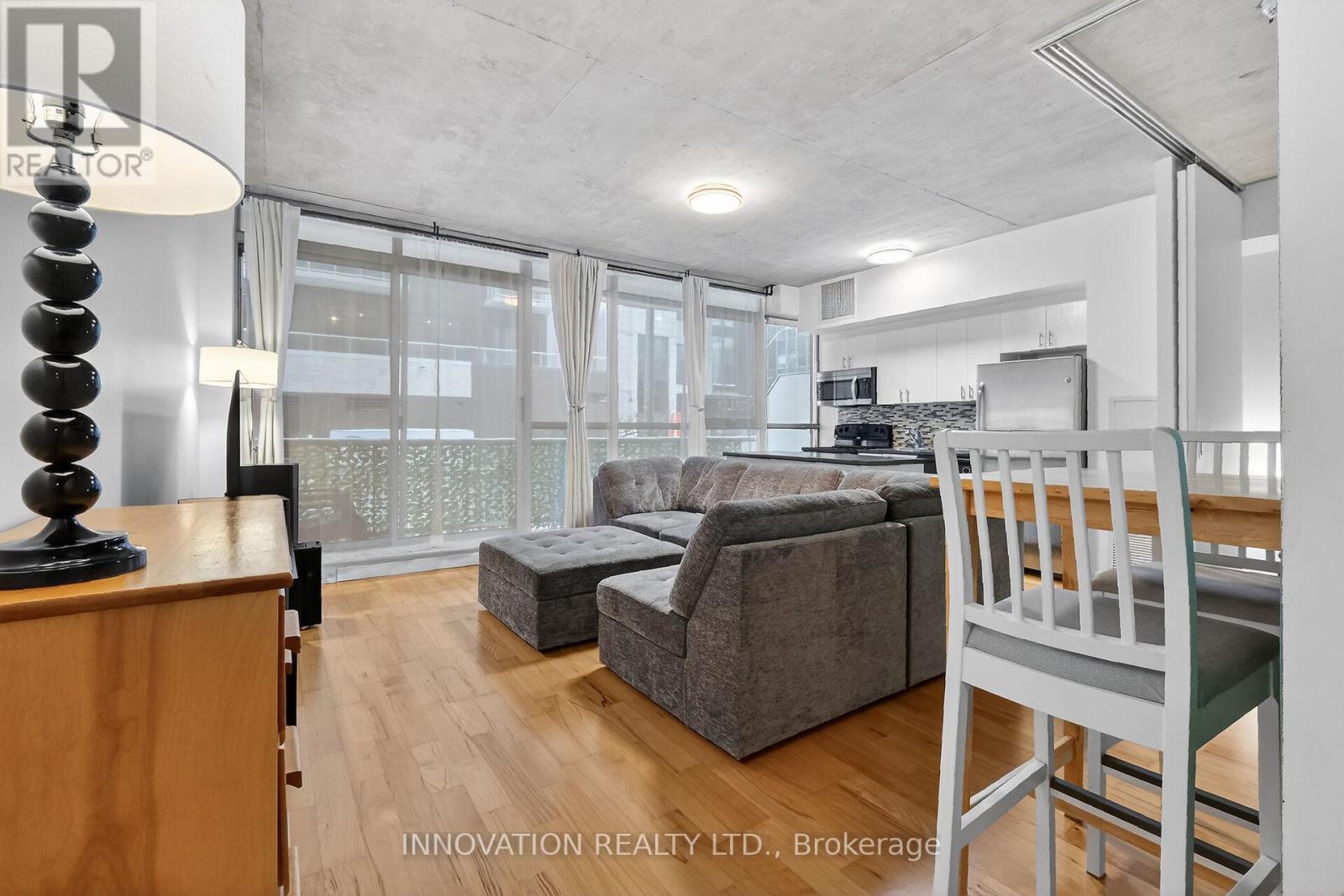 201 - 179 George Street, Ottawa, ON - Indoor