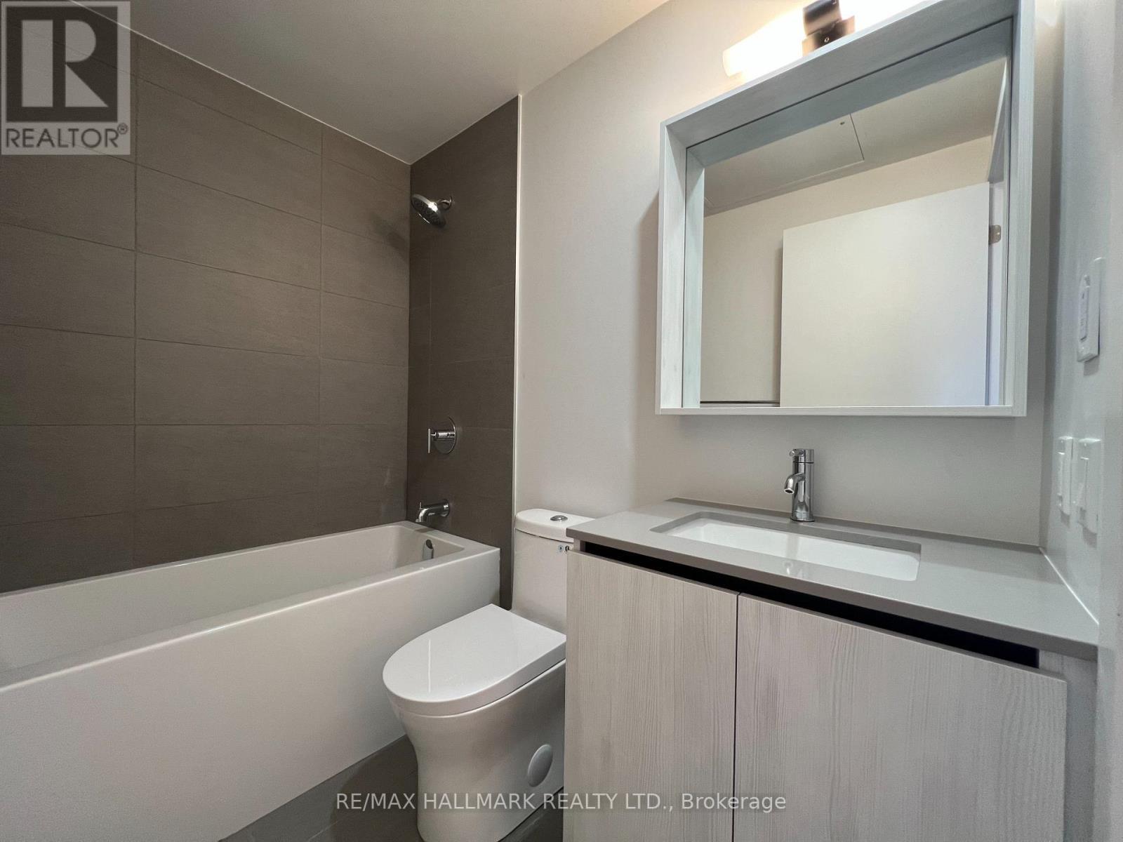 407 - 35 Parliament Street, Toronto, ON - Indoor Photo Showing Bathroom