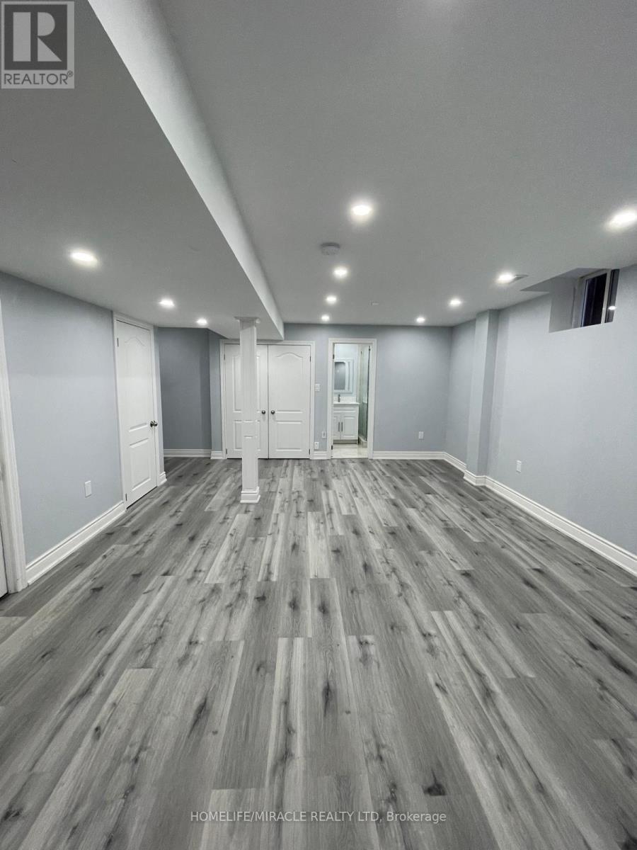 6 Smith Drive, Halton Hills, ON - Indoor