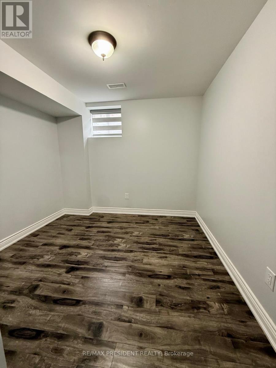 75 Thornbush Boulevard, Brampton, ON - Indoor Photo Showing Other Room