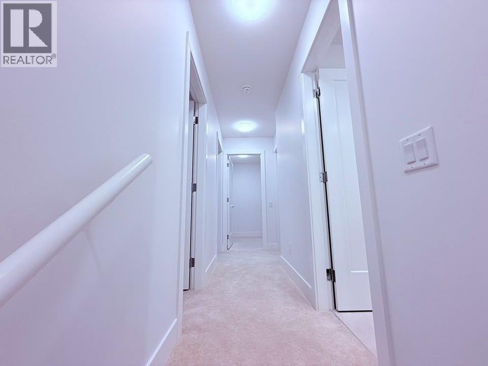 147 1340 Olmsted Street, Vancouver, BC - Indoor Photo Showing Other Room