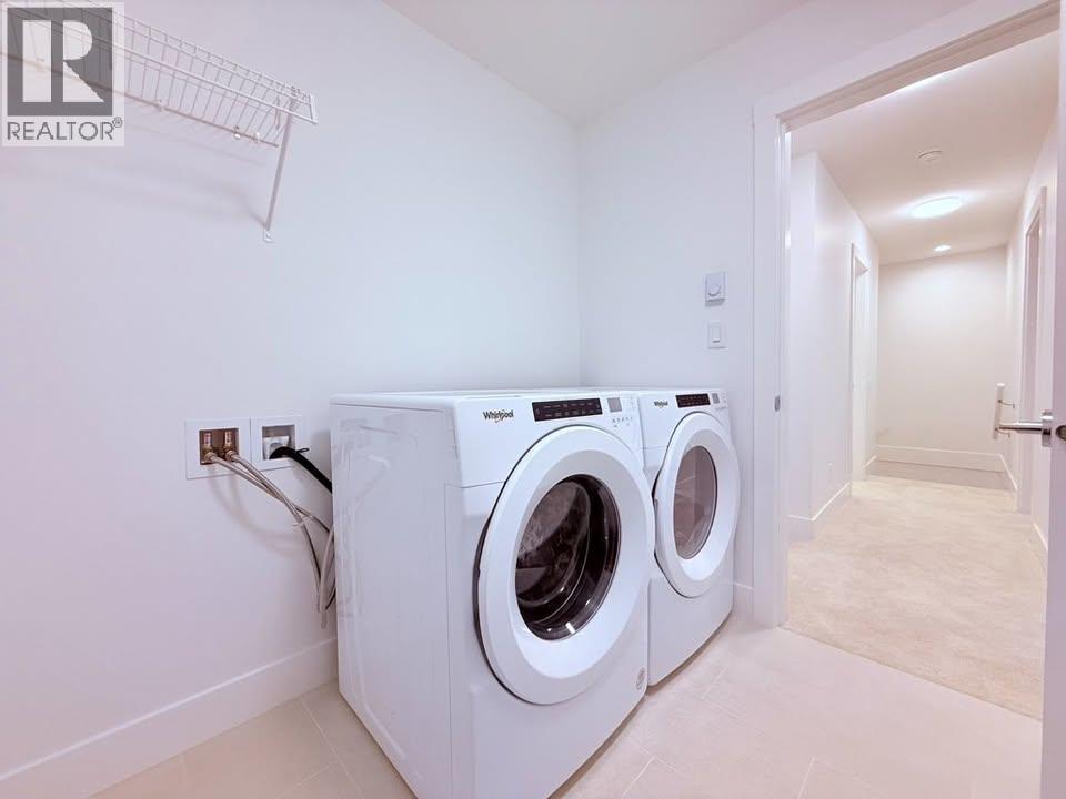 147 1340 Olmsted Street, Vancouver, BC - Indoor Photo Showing Laundry Room