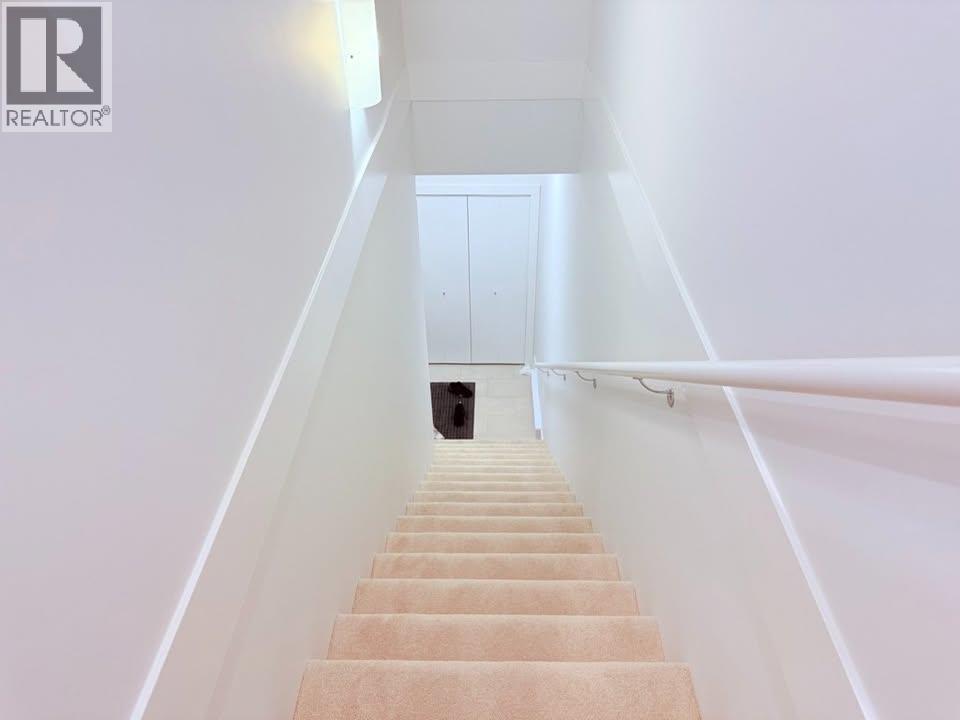 147 1340 Olmsted Street, Vancouver, BC - Indoor Photo Showing Other Room