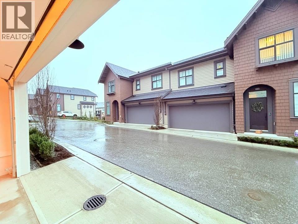147 1340 Olmsted Street, Vancouver, BC - Outdoor