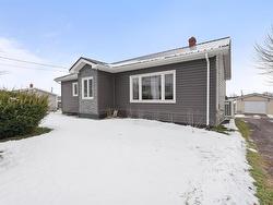 26 School Street Kensington, PE C0B 1M0