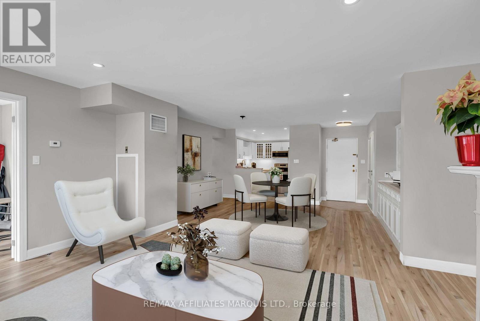 411 - 121 Water Street W, Cornwall, ON - Indoor