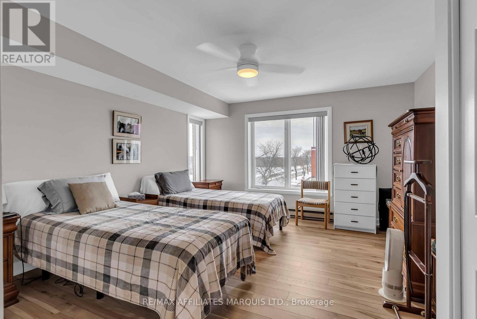 411 - 121 Water Street W, Cornwall, ON - Indoor Photo Showing Bedroom