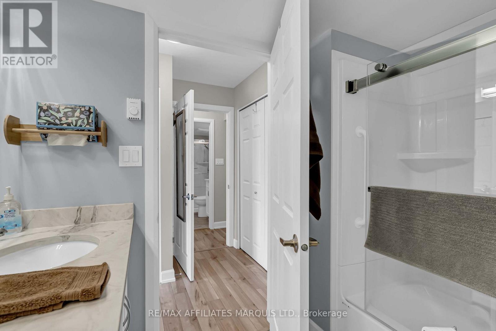 411 - 121 Water Street W, Cornwall, ON - Indoor Photo Showing Bathroom