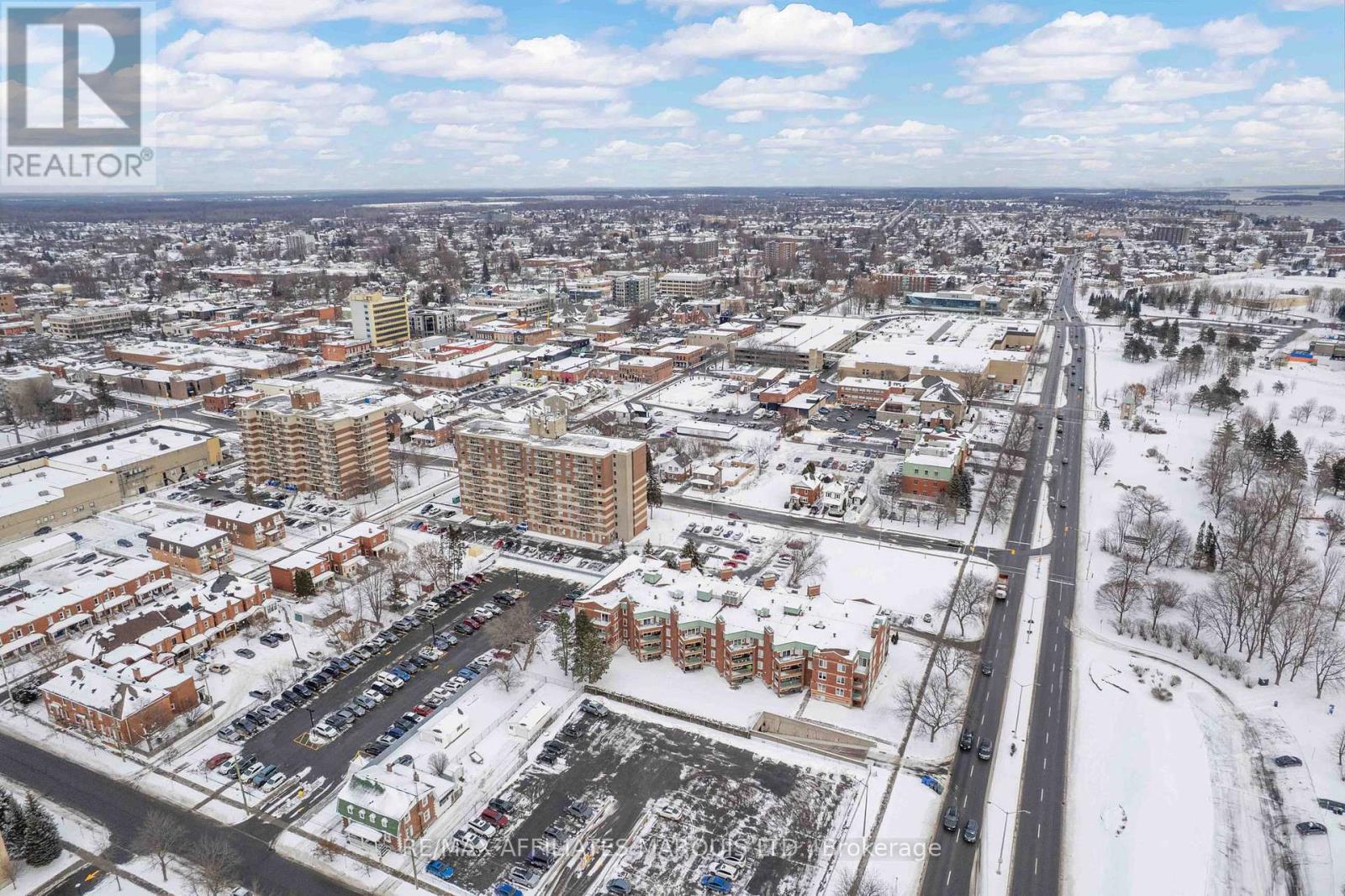 411 - 121 Water Street W, Cornwall, ON - Outdoor With View