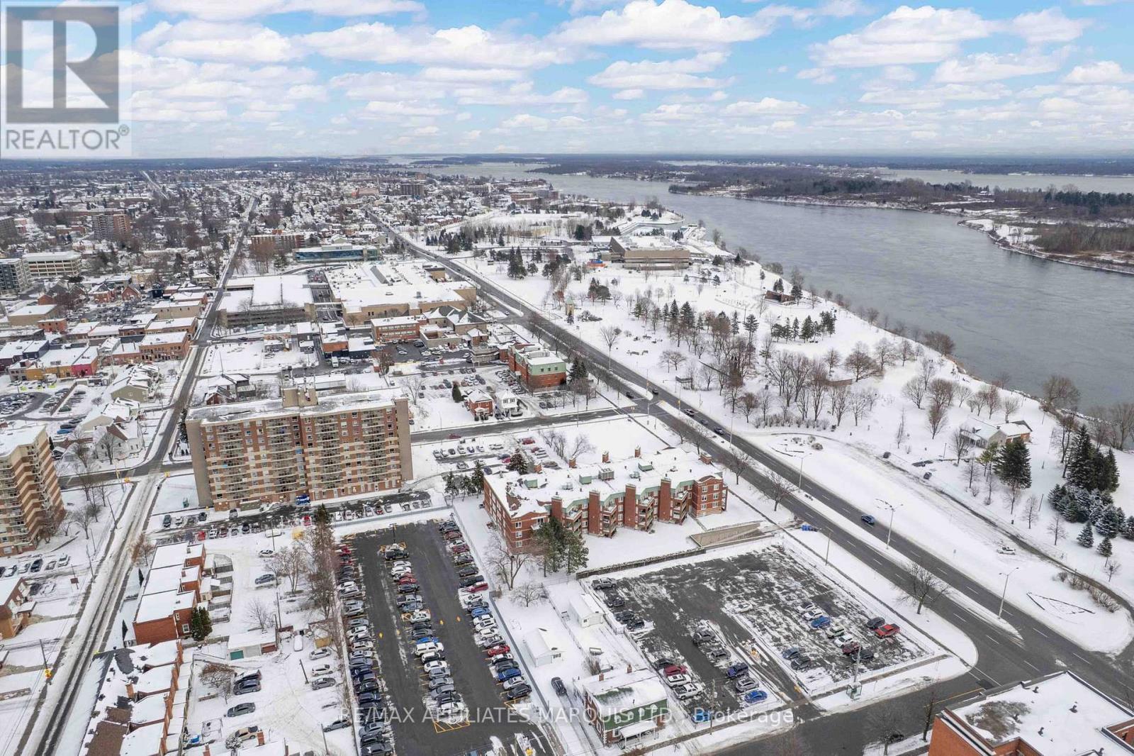 411 - 121 Water Street W, Cornwall, ON - Outdoor With Body Of Water With View