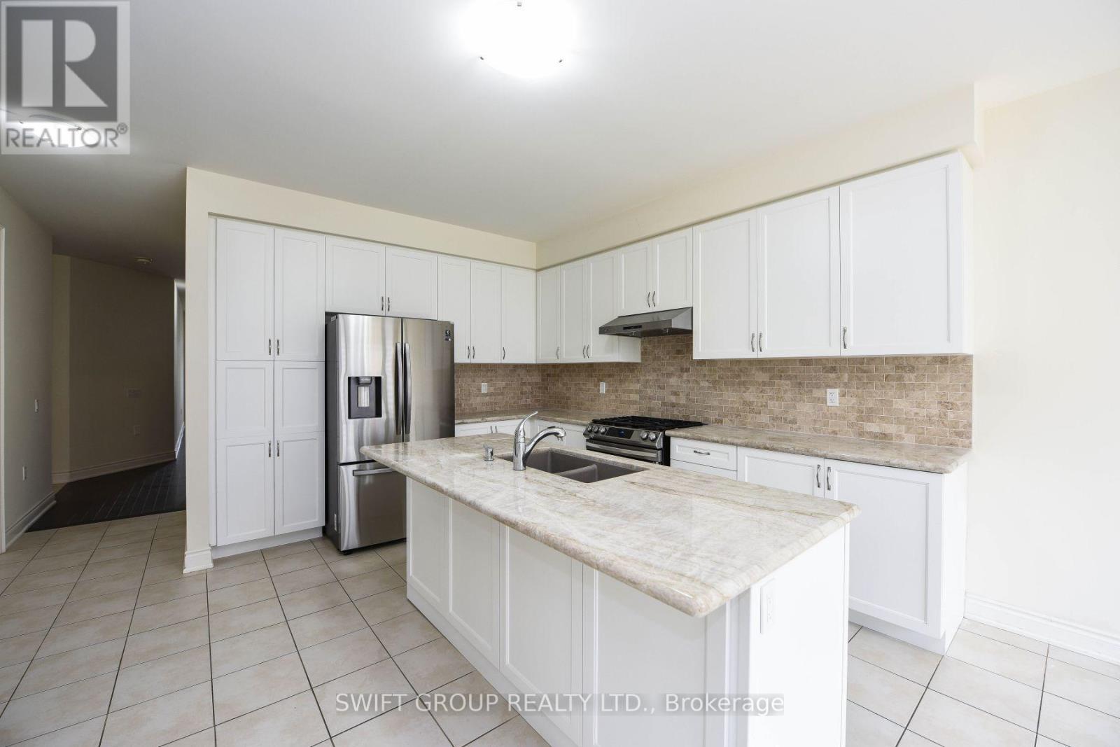 Upper - 24 Dotchson Avenue, Caledon, ON - Indoor Photo Showing Kitchen With Double Sink