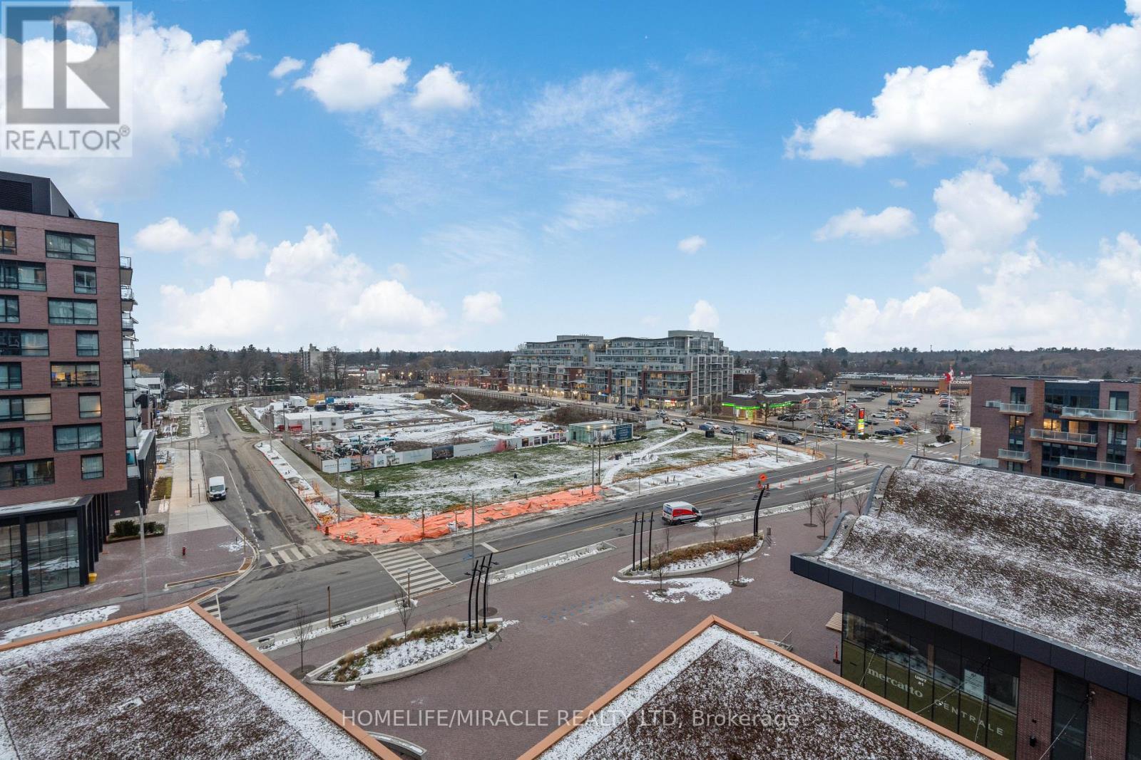 715 - 220 Missinnihe Way, Mississauga, ON - Outdoor With Balcony With View