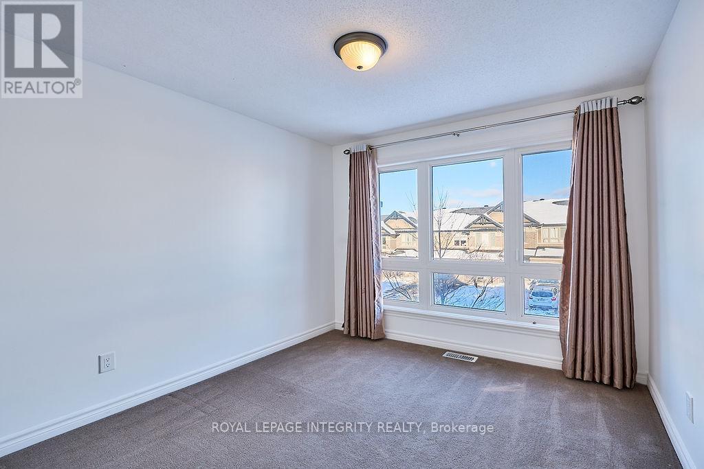 870 Fletcher Circle, Ottawa, ON - Indoor Photo Showing Other Room