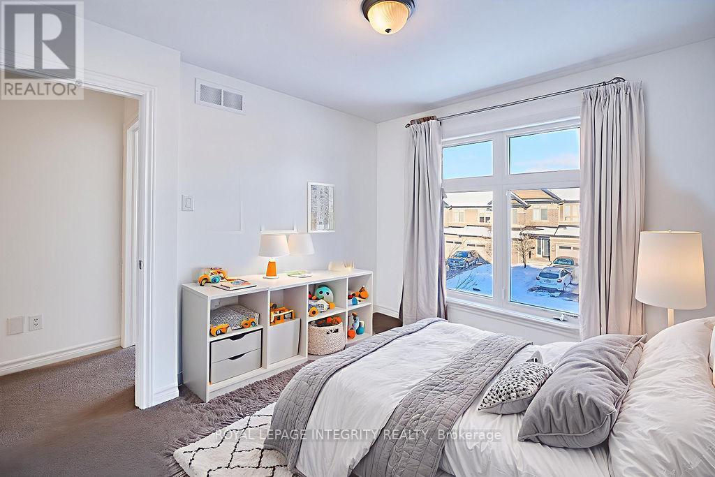 870 Fletcher Circle, Ottawa, ON - Indoor Photo Showing Bedroom