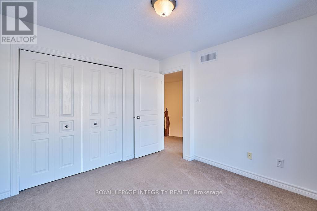 870 Fletcher Circle, Ottawa, ON - Indoor