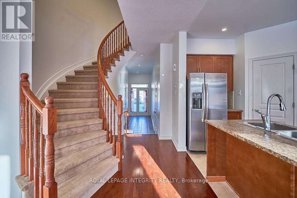 870 Fletcher Circle, Ottawa, ON - Indoor