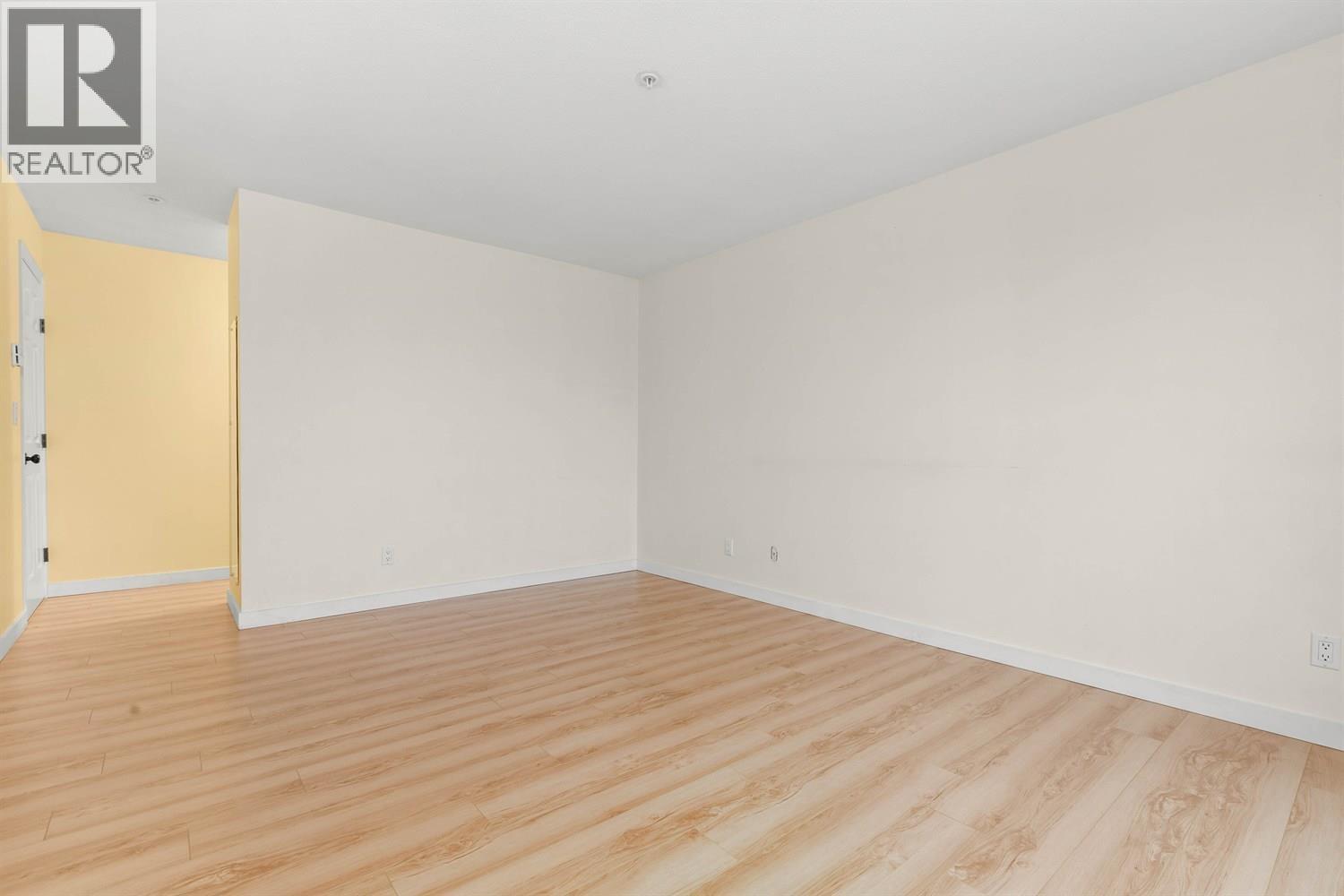 Ph4 1519 Grant Avenue, Port Coquitlam, BC - Indoor Photo Showing Other Room