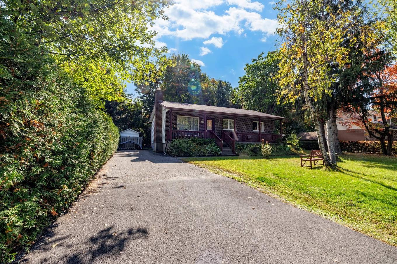 Frontage - 882 Rue Frontenac, Saint-Lazare, QC - Outdoor