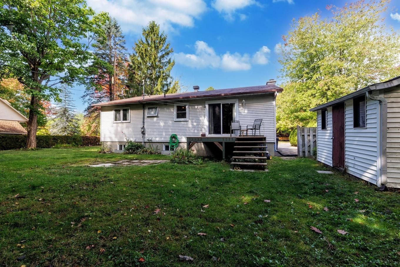 Back facade - 882 Rue Frontenac, Saint-Lazare, QC - Outdoor