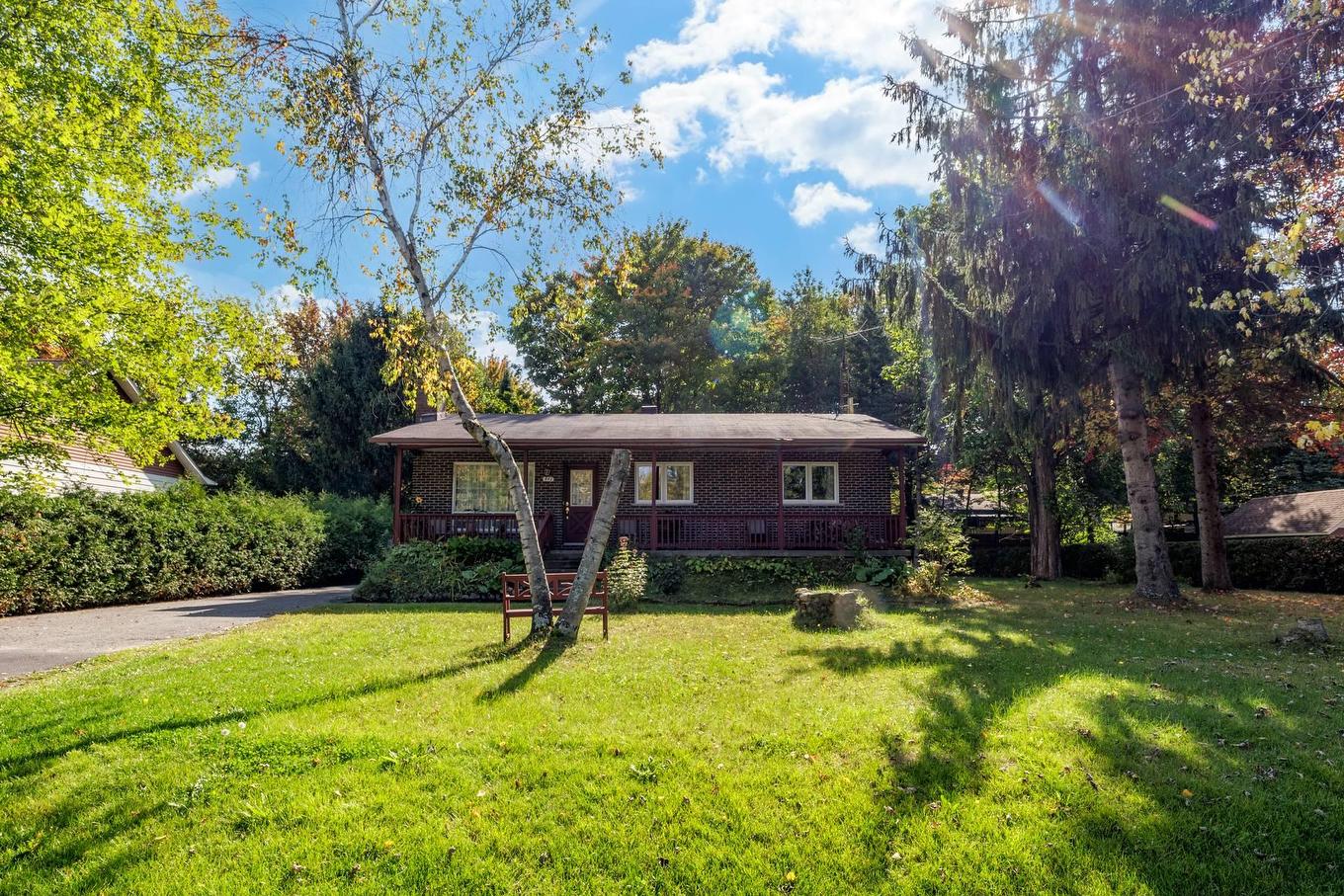 Frontage - 882 Rue Frontenac, Saint-Lazare, QC - Outdoor