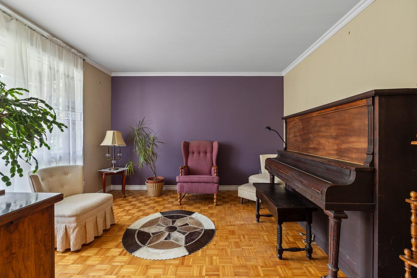 Living room - 882 Rue Frontenac, Saint-Lazare, QC - Indoor Photo Showing Living Room