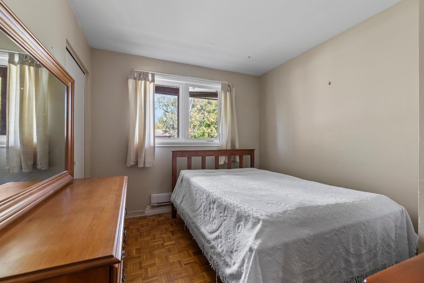 Bedroom - 882 Rue Frontenac, Saint-Lazare, QC - Indoor Photo Showing Bedroom