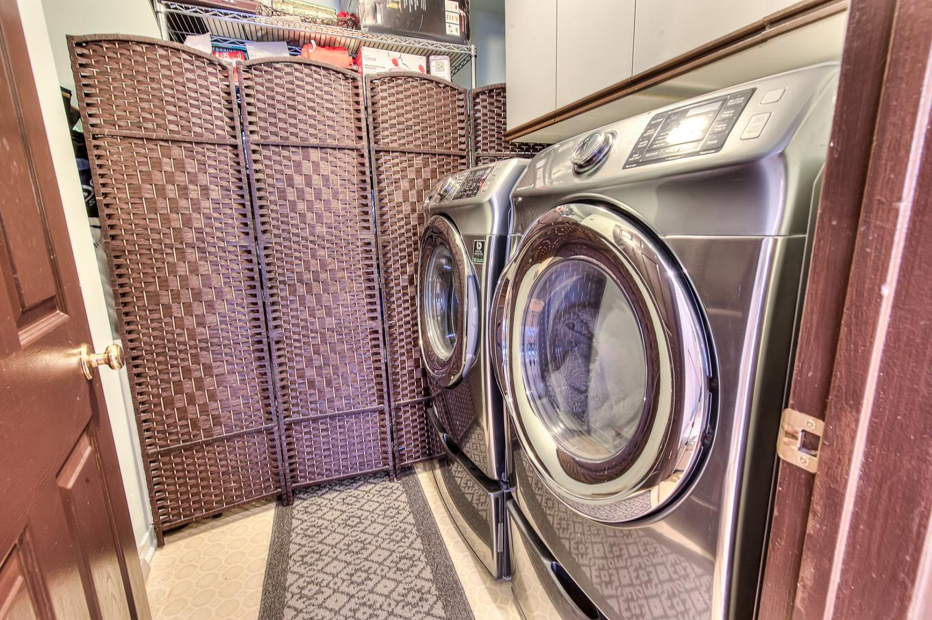 Laundry room - 10-3055 Place Alton-Goldbloom, Laval (Chomedey), QC - Indoor Photo Showing Laundry Room