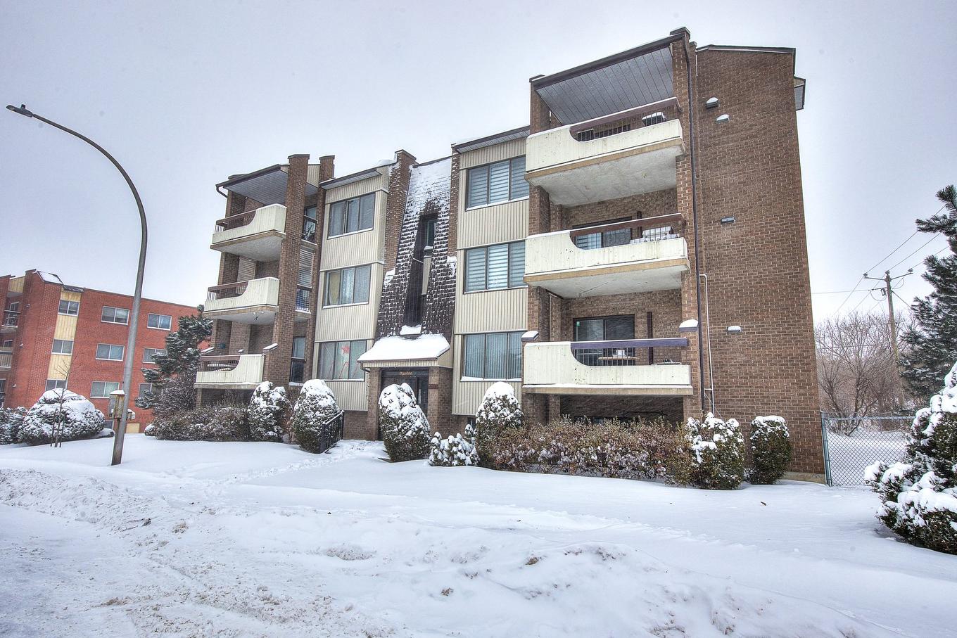 Frontage - 10-3055 Place Alton-Goldbloom, Laval (Chomedey), QC - Outdoor With Facade