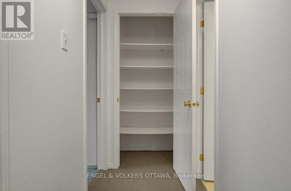 21 Drayton Private, Ottawa, ON - Indoor