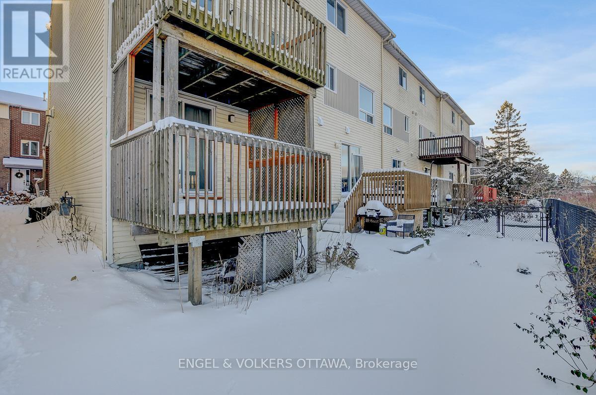 21 Drayton Private, Ottawa, ON - Outdoor With Balcony