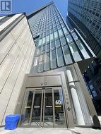 2811 - 60 SHUTER STREET Toronto, ON M5B 0B7