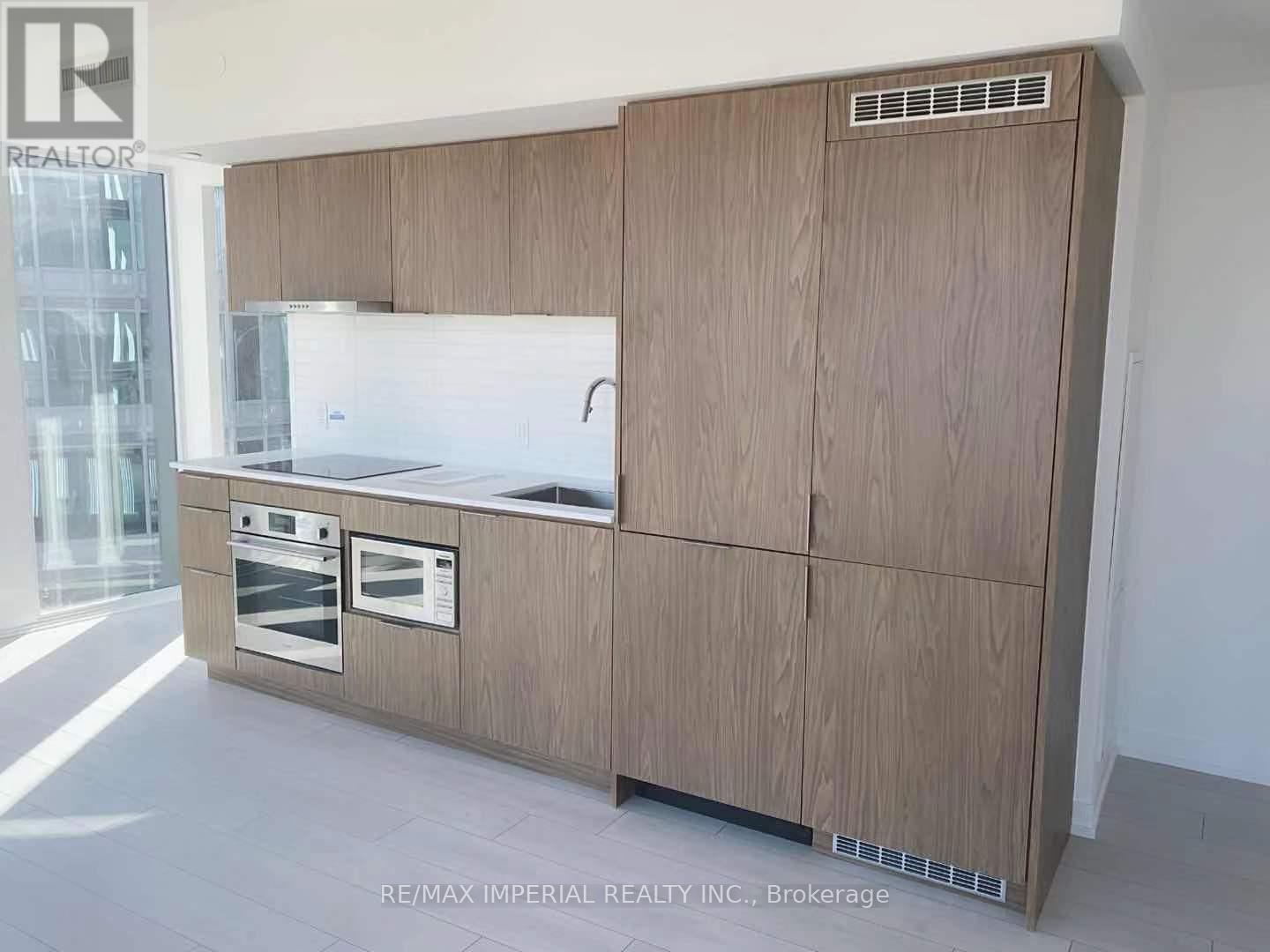 2811 - 60 Shuter Street, Toronto, ON - Indoor