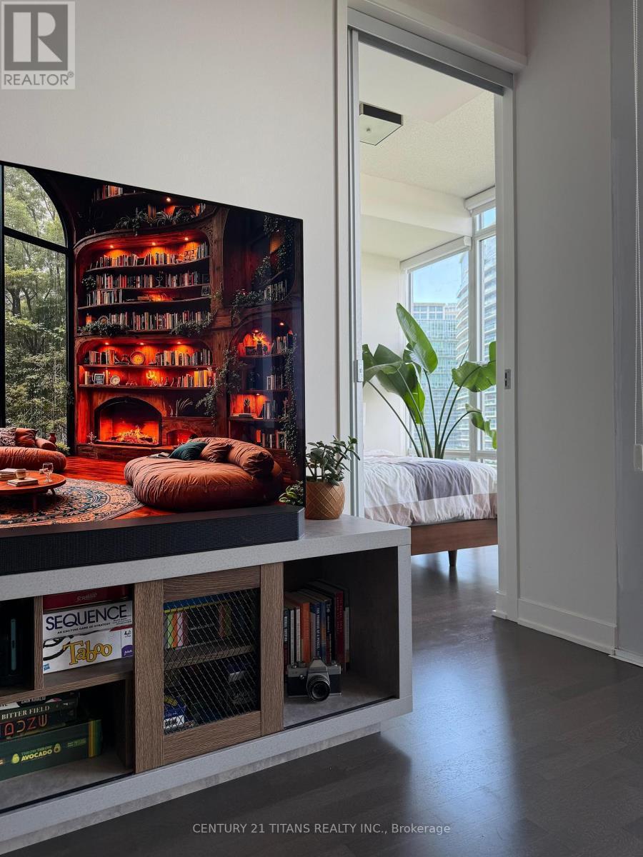 2015 - 88 Park Lawn Road, Toronto, ON - Indoor