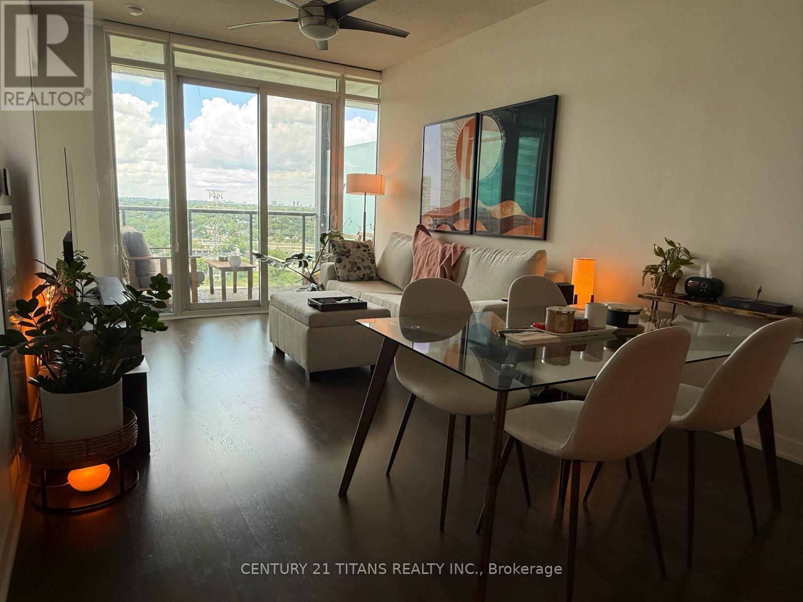 2015 - 88 Park Lawn Road, Toronto, ON - Indoor