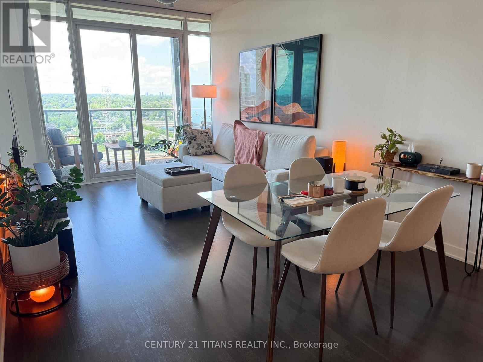 2015 - 88 Park Lawn Road, Toronto, ON - Indoor