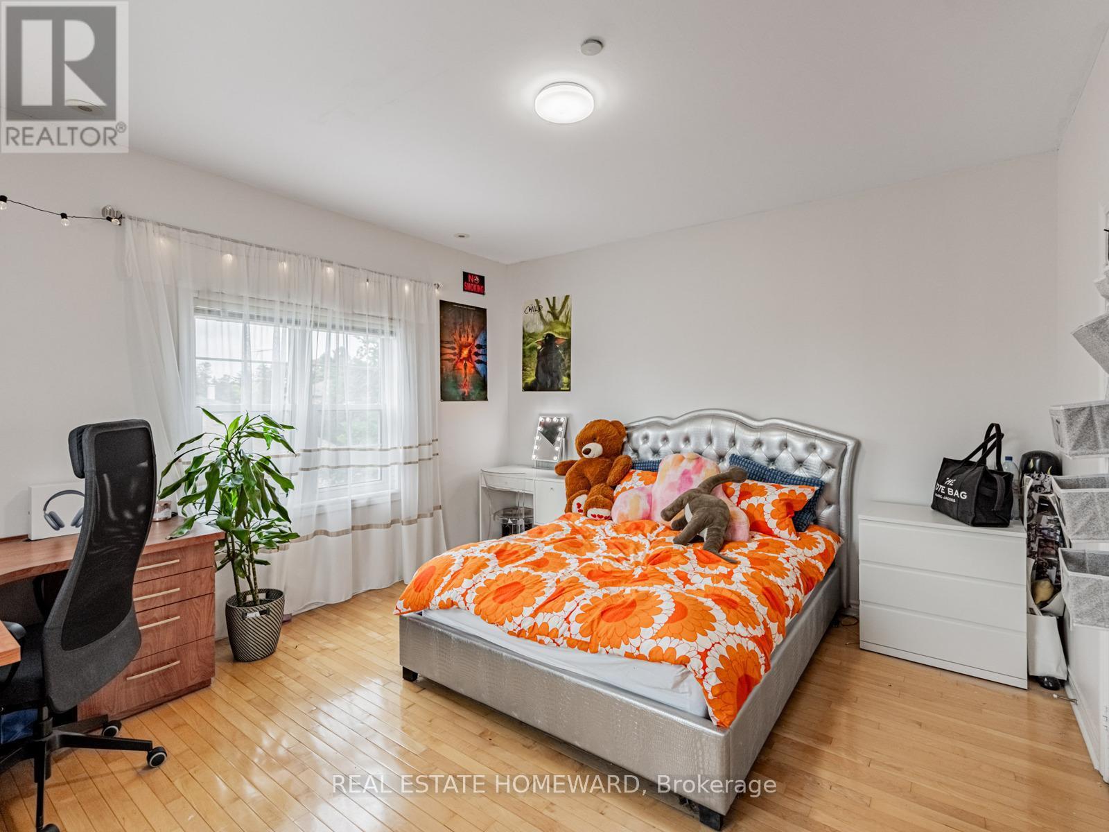 964A The Queensway, Toronto, ON - Indoor Photo Showing Bedroom