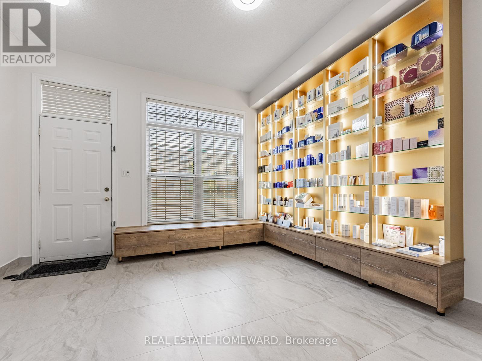 964A The Queensway, Toronto, ON - Indoor Photo Showing Other Room