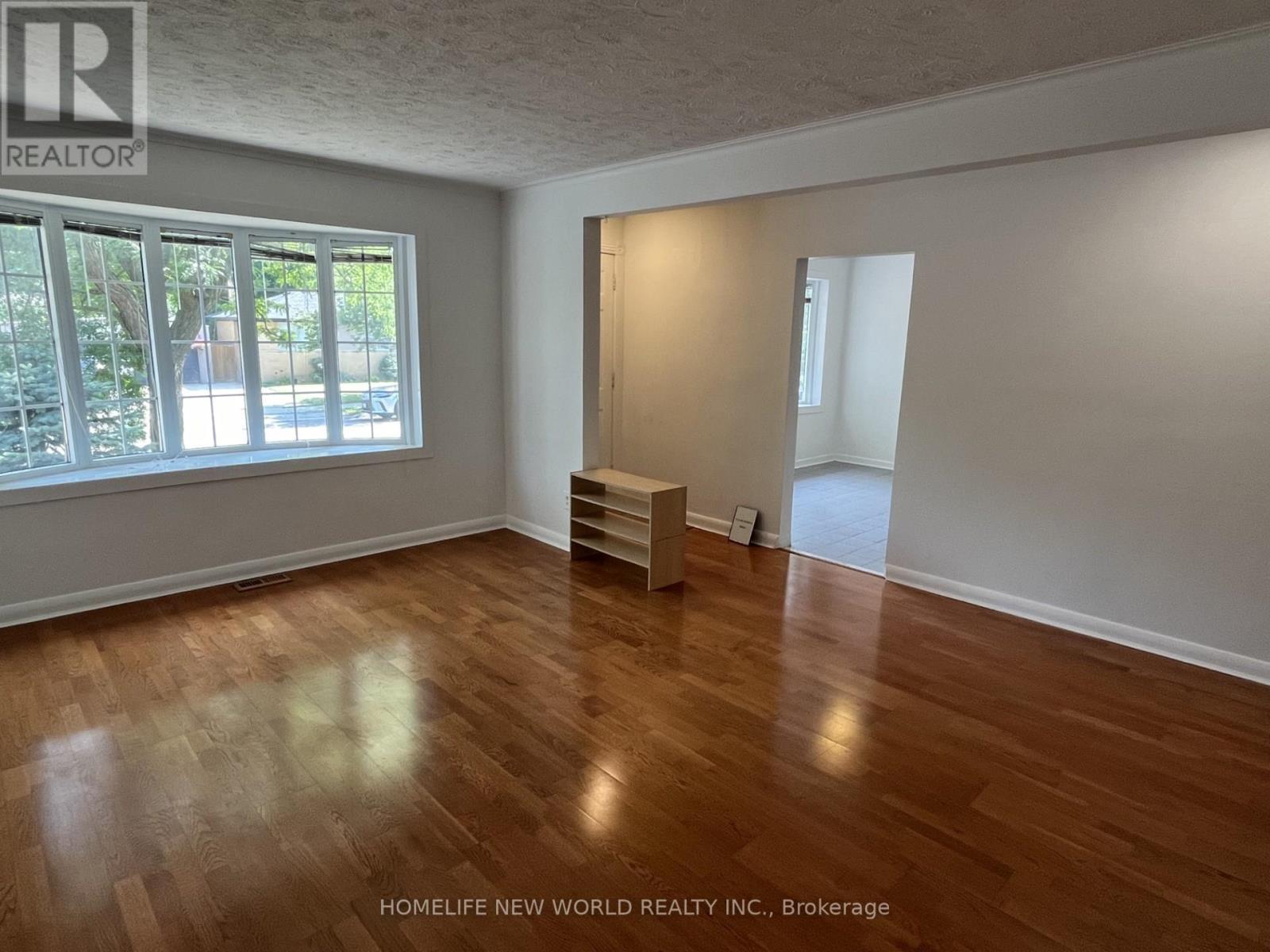 Main - 345 Centre Street E, Richmond Hill, ON - Indoor Photo Showing Other Room